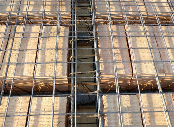 Structure